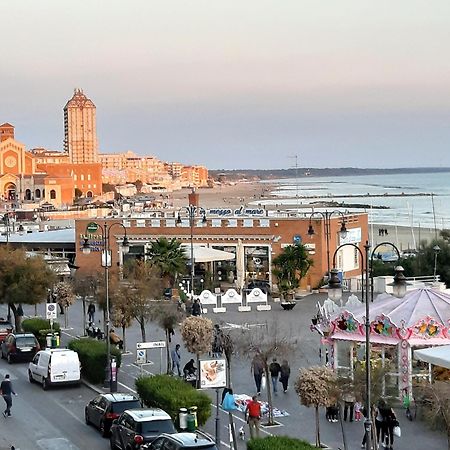 Spazioso Appartamento Sul Lungomare Di Nettuno Exterior foto