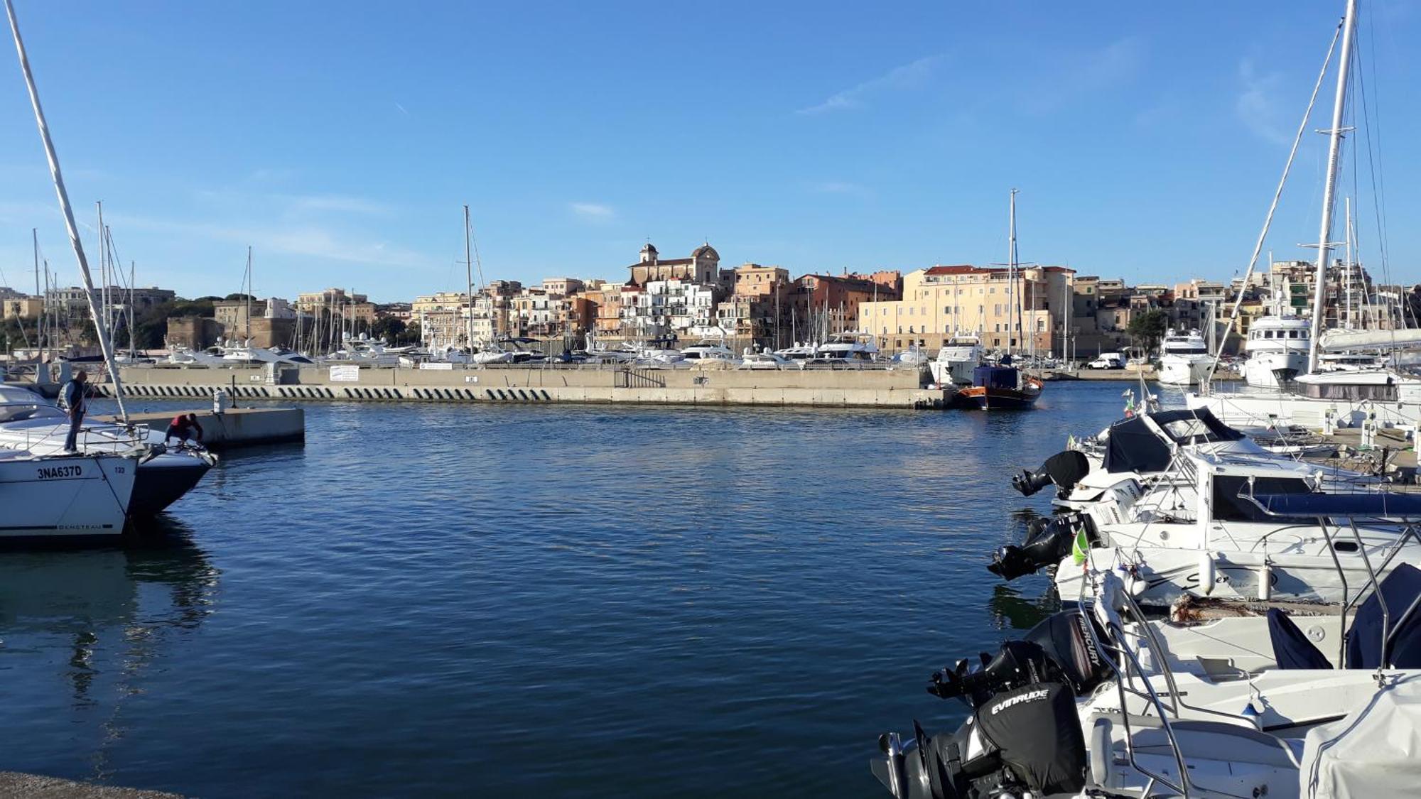 Spazioso Appartamento Sul Lungomare Di Nettuno Exterior foto